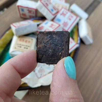 Шу пуэр выдержанный кубик крафт бумага 1шт/6г